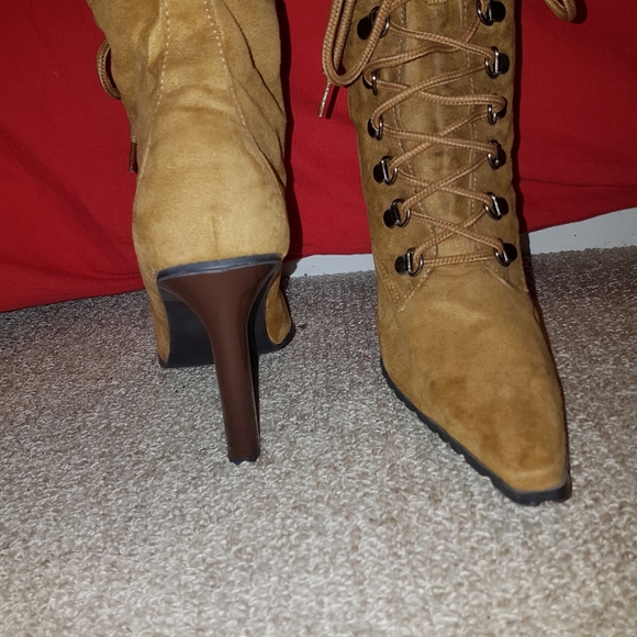 SOLD - J.Lo construction heeled boots - Picture 4 of 7